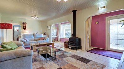 entrance lobby and lounge