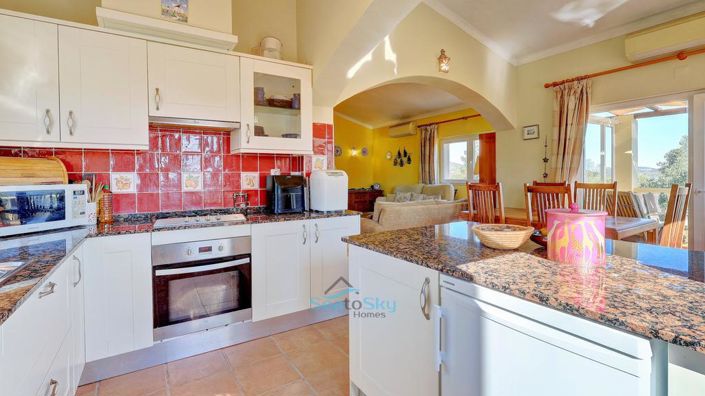 Image No.25-3 Bed House for sale