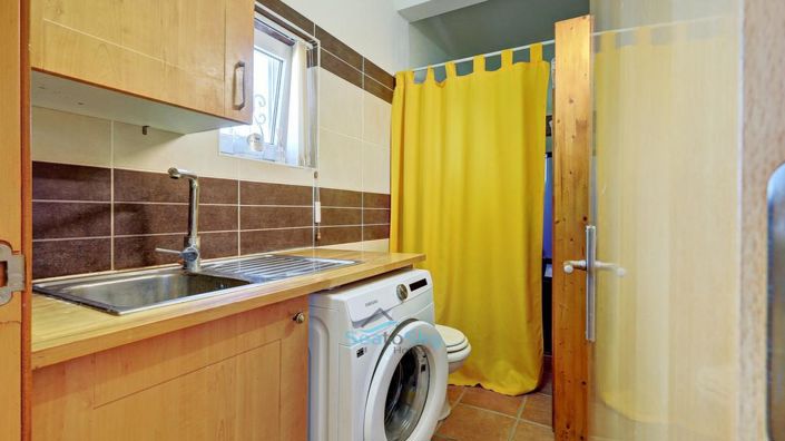 Image No.27-3 Bed House for sale