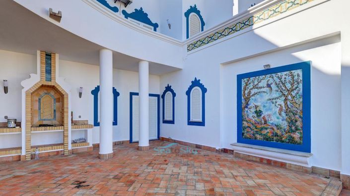 Image No.54-5 Bed House for sale