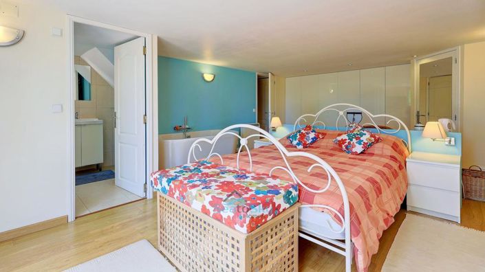 Image No.27-5 Bed House for sale