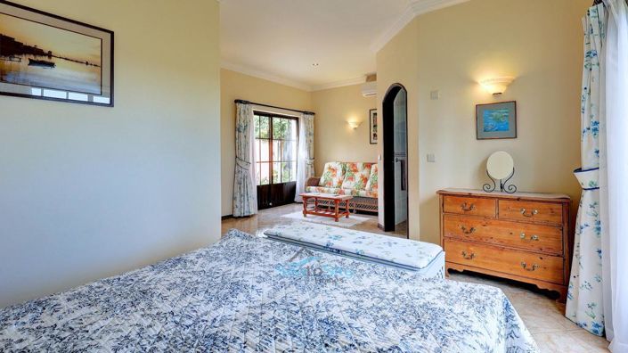 Image No.33-5 Bed House for sale