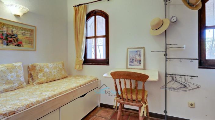 Image No.54-5 Bed House for sale