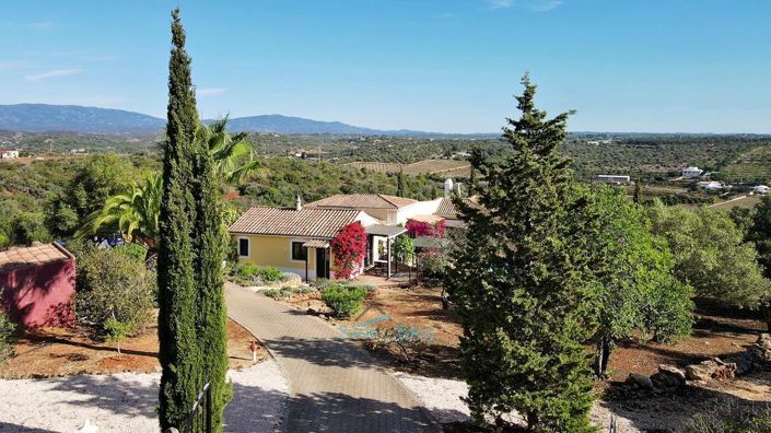 Image No.7-5 Bed House for sale