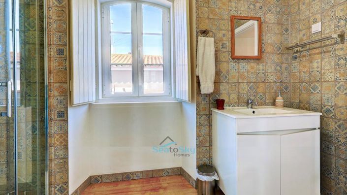 Image No.30-3 Bed House for sale