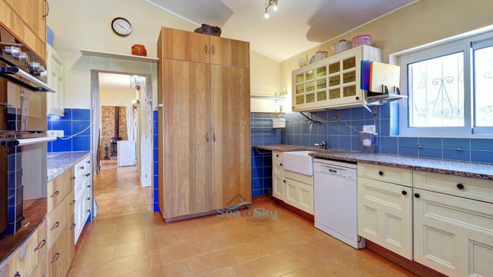 Image No.27-3 Bed House for sale