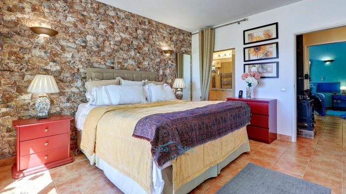 Image No.33-3 Bed House for sale