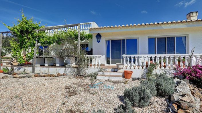 Image No.6-3 Bed House for sale