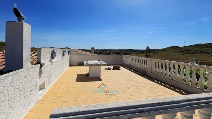 Image No.51-3 Bed House for sale
