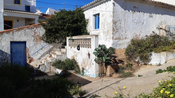 Image No.4-2 Bed House for sale