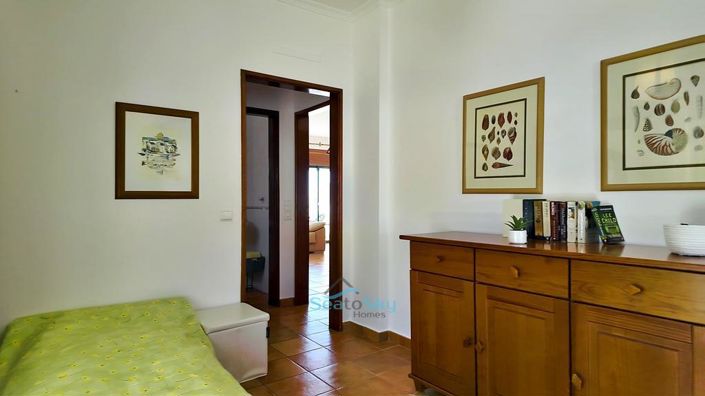 Image No.21-4 Bed Apartment for sale