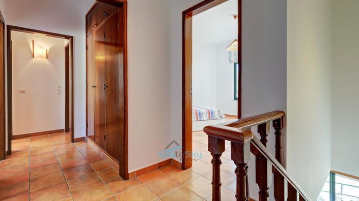Image No.24-4 Bed Apartment for sale