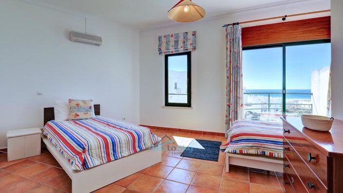 Image No.26-4 Bed Apartment for sale