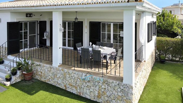 Image No.19-4 Bed House for sale