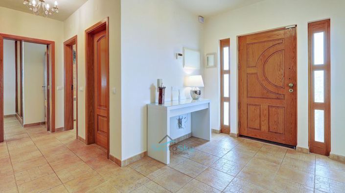 Image No.33-4 Bed House for sale