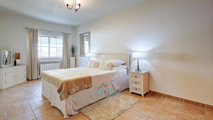 Image No.34-4 Bed House for sale