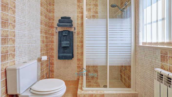 Image No.36-4 Bed House for sale
