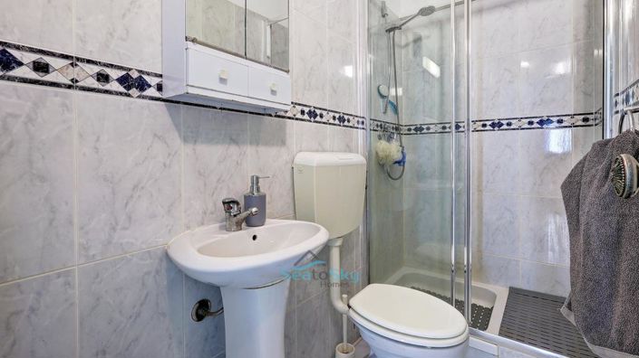 Image No.32-2 Bed House for sale