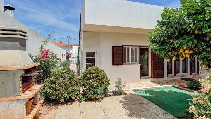 Image No.36-2 Bed House for sale