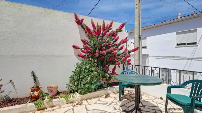 Image No.37-2 Bed House for sale