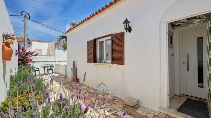 Image No.6-2 Bed House for sale