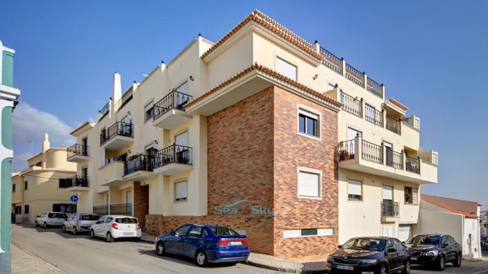 Image No.3-3 Bed Apartment for sale