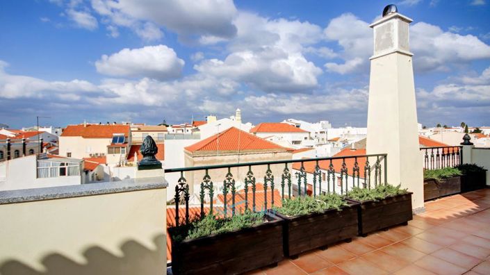 Image No.21-3 Bed Apartment for sale
