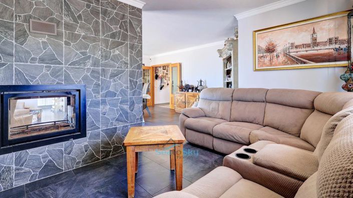 Image No.22-3 Bed Apartment for sale