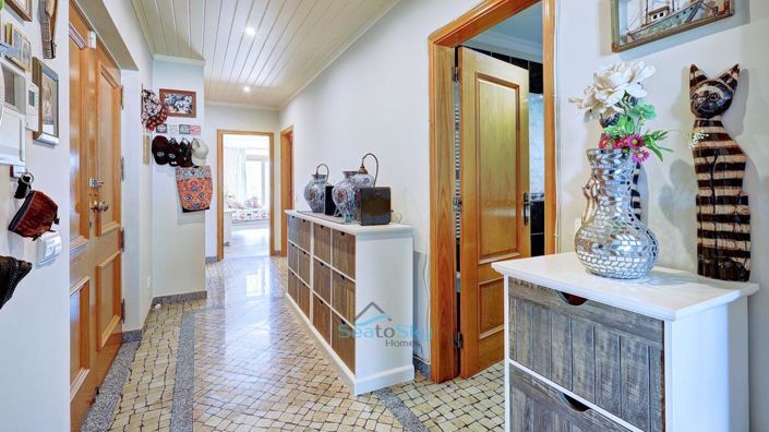 Image No.24-3 Bed Apartment for sale