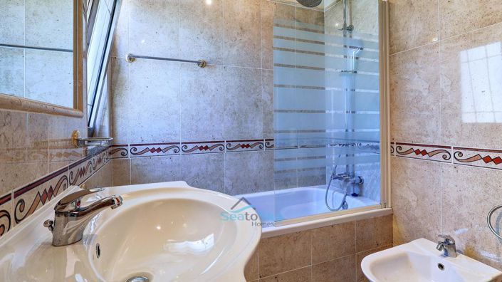 Image No.32-3 Bed Apartment for sale
