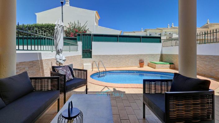 Image No.11-2 Bed House for sale