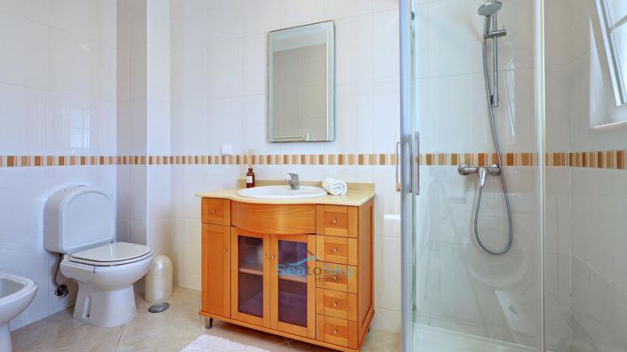 Image No.27-2 Bed House for sale