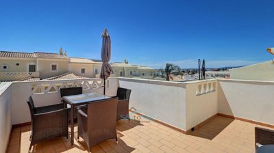 upper terrace with mountain views