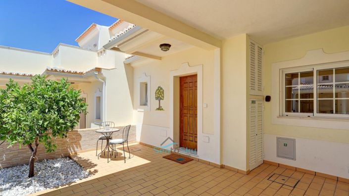 Image No.7-2 Bed House for sale