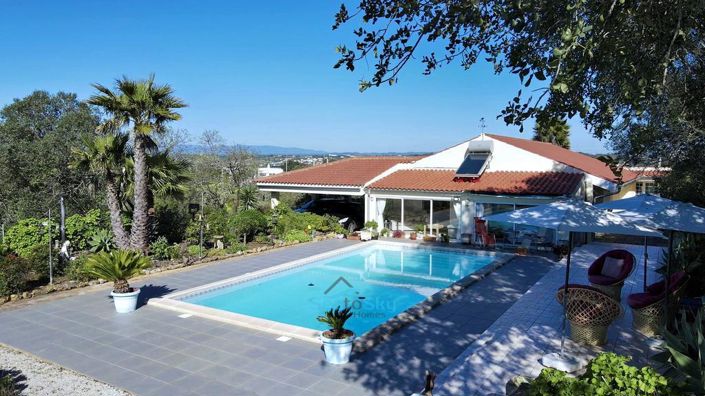 Image No.3-5 Bed House for sale