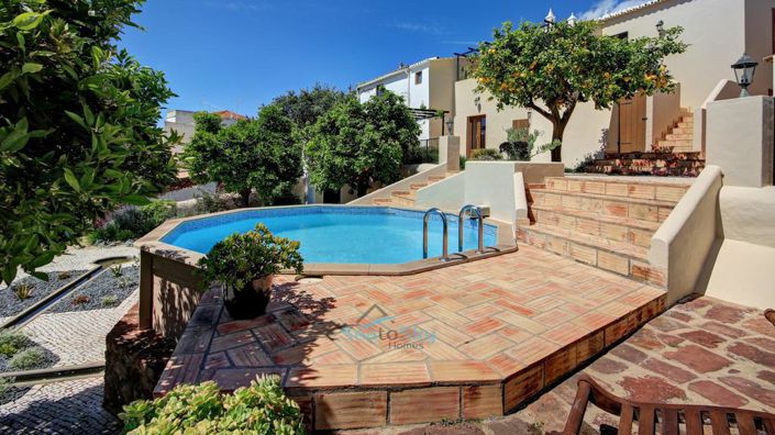 Image No.3-4 Bed House for sale