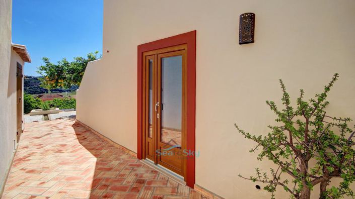 Image No.59-4 Bed House for sale