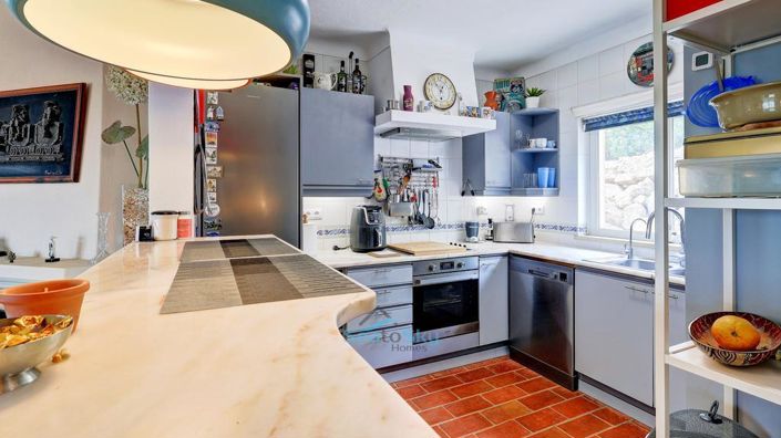 Image No.22-2 Bed House for sale