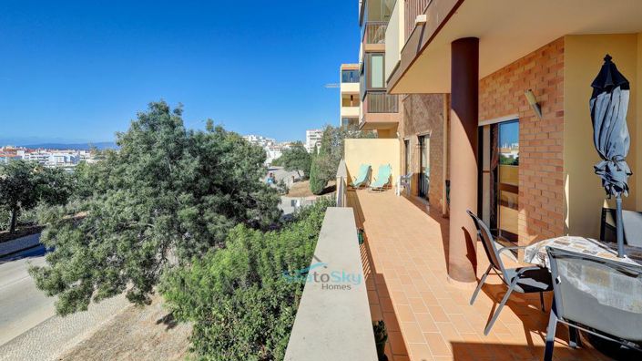 Image No.20-2 Bed Apartment for sale
