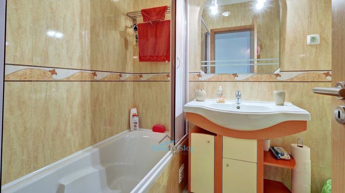 Image No.22-2 Bed Apartment for sale