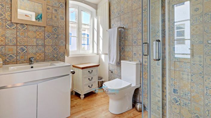 Image No.26-3 Bed House for sale