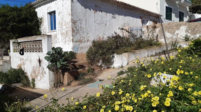 Image No.13-2 Bed House for sale