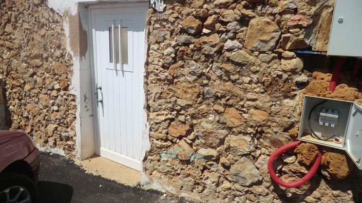 Image No.15-2 Bed House for sale