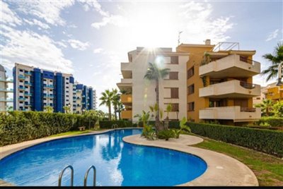 apartment-in-torrevieja-2-large