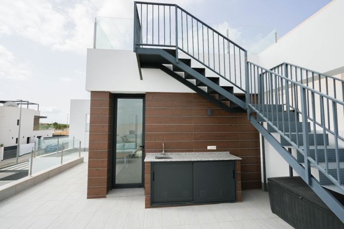 Image No.25-3 Bed Villa for sale