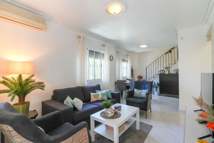 Image No.3-4 Bed Property for sale