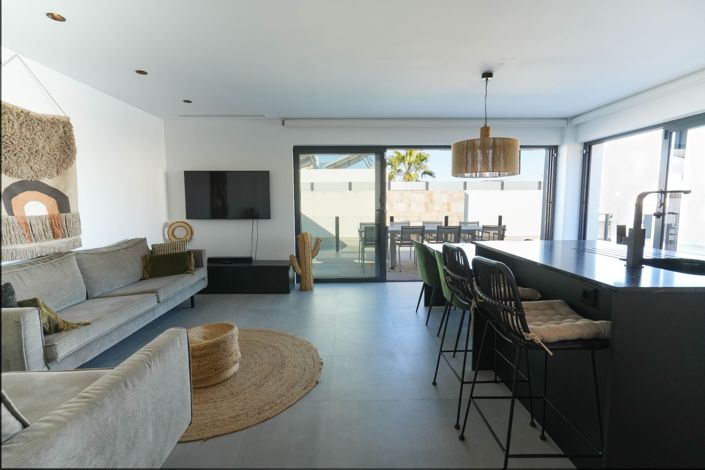 Image No.7-5 Bed Villa for sale