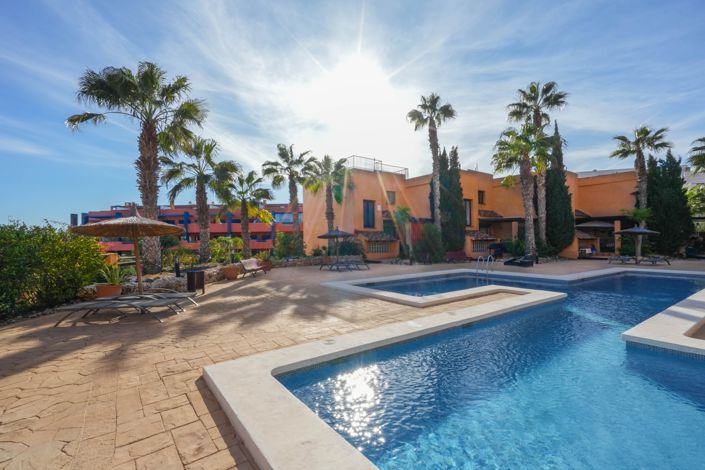 Image No.24-3 Bed Townhouse for sale