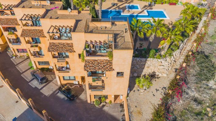 Image No.35-3 Bed Townhouse for sale