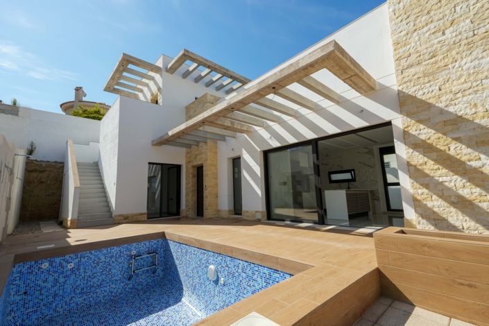 Image No.1-3 Bed Villa for sale